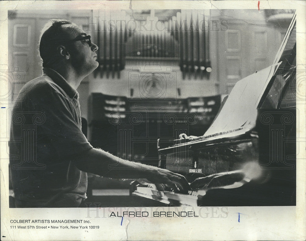 1976 Press Photo Pianist Alfred Brendel Orchestra Hall Recital - Historic Images