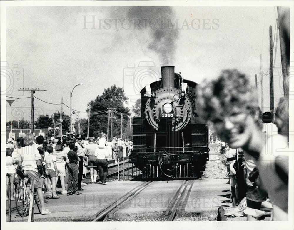 1985 Press Photo Circus Train Arlington Heights Old-Fashioned Steam Engine - Historic Images