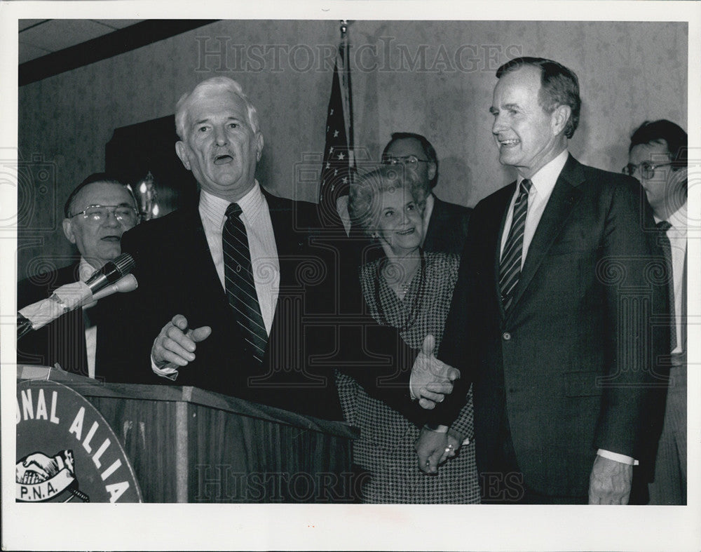 1988 Press Photo Vice President George Bush & Edward J. Moskal, Polish National - Historic Images
