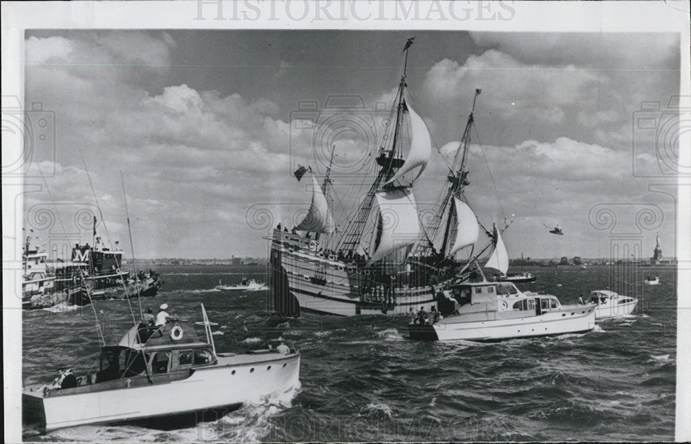 1957 Press Photo Mayflower II replica ship in NY - Historic Images