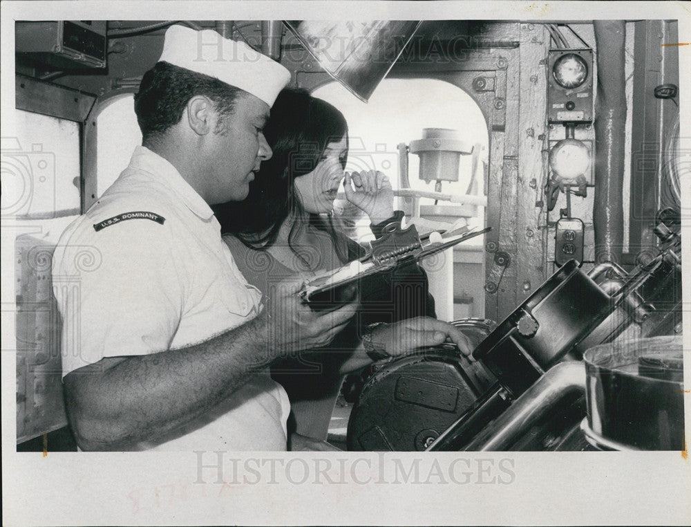 1971 Press Photo Robert Hailer,U.S., Navy ship. - Historic Images