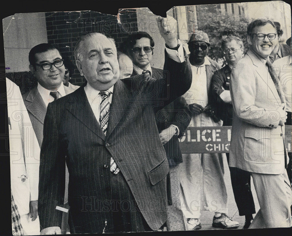 1974 Press Photo Mayor Richard Daley. - Historic Images