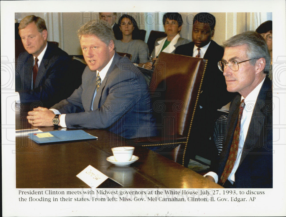 1993 Press Photo President Clinton meets with Midwest governors - Historic Images