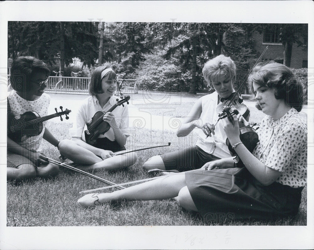 1965 Press Photo Phyllis Fleming, Anne de Zeeuw, Sylvia Davis, Pat Wolthius - Historic Images