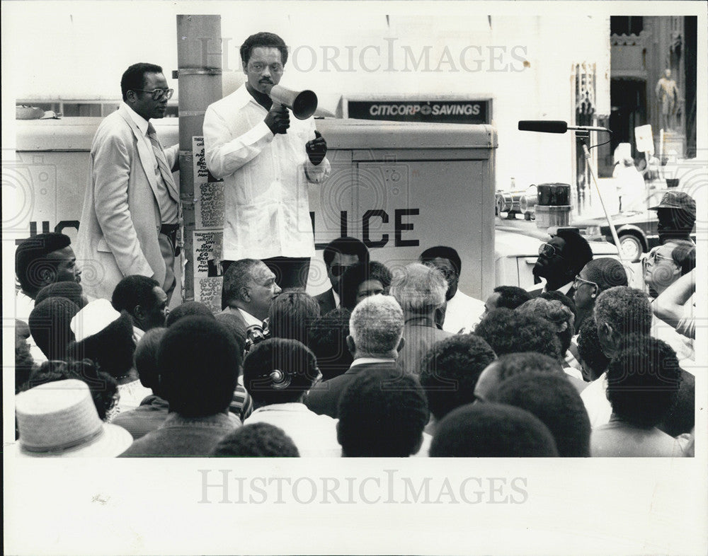 1985 Press Photo Rev Jesse Jackson, Fred Gray, Anti-Apartheid Rally - Historic Images