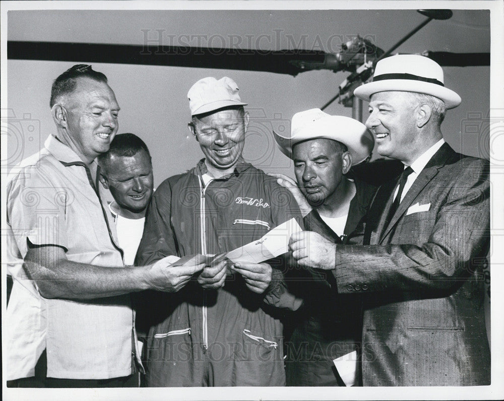 1961 Press Photo Money Winners Eddie Black WAC $500 Eddie Black 3rd Place - Historic Images