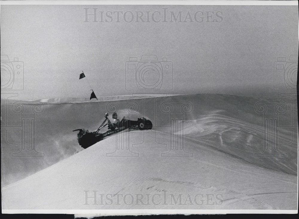 1975 Press Photo Dune buggy near Oceano Calif - Historic Images