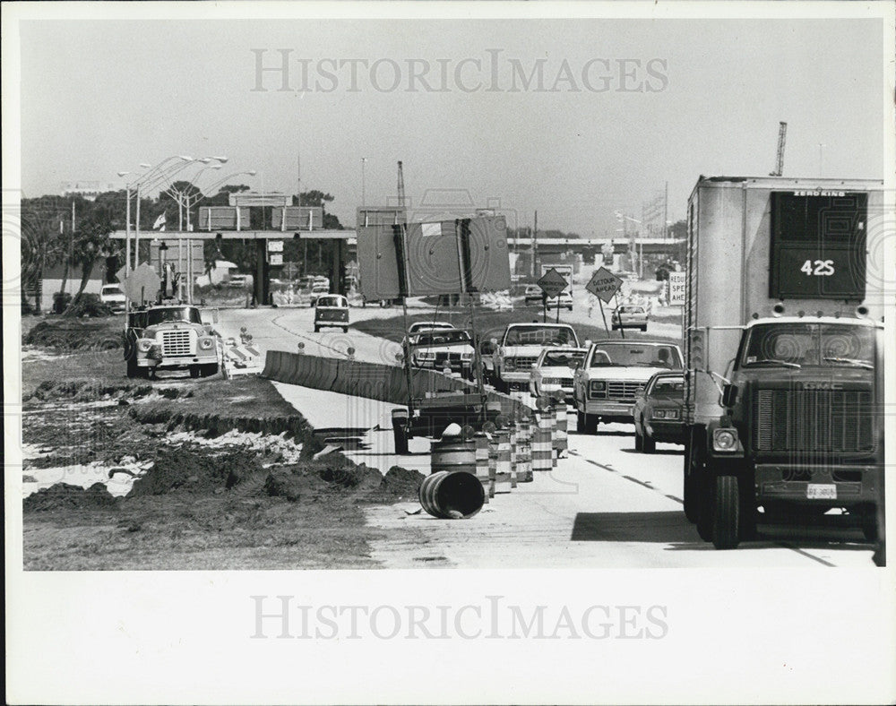 1985 Press Photo Sunshine Skyway Under Construction Due To Hurricane Erosion - Historic Images