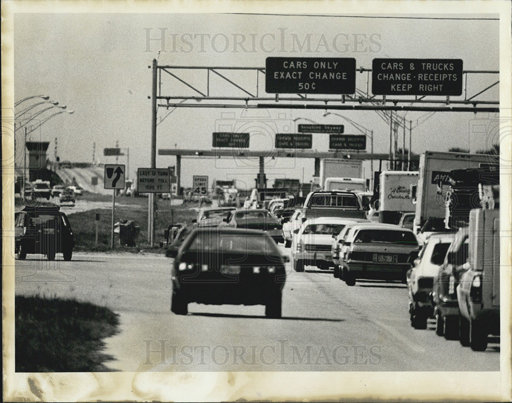 1982 Press Photo Traffic Jammed On Sunshine Bridge After Drawbridge Became Stuck - Historic Images