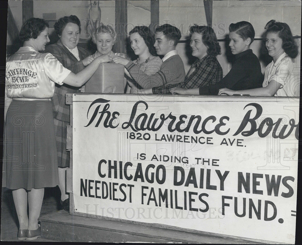 1941 Press Photo Lawrence Bowl Benefit Game Daily News Neediest Families Fund - Historic Images