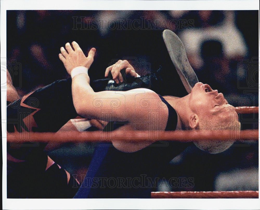 Undated Press Photo WWF Raw Cobo arena Davey "Shamrock" O'Hara - Historic Images