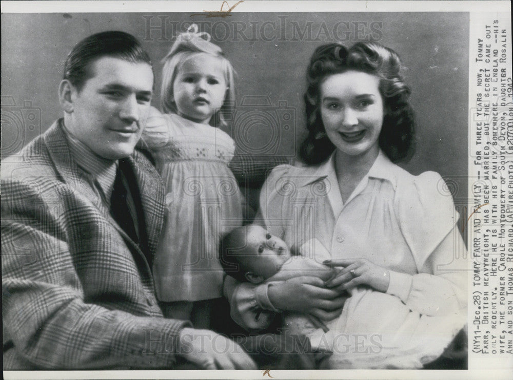 1942 Press Photo Thomas Farr British Heavyweight Boxer Secretly Married - Historic Images