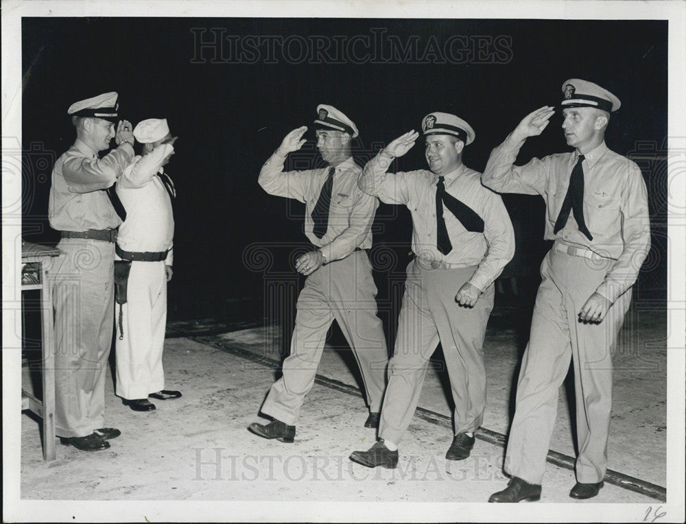 Undated Press Photo Lt. D. Gaskin, J.R. Henderson, F. Gates, L. Taylor, W. Dunn - Historic Images