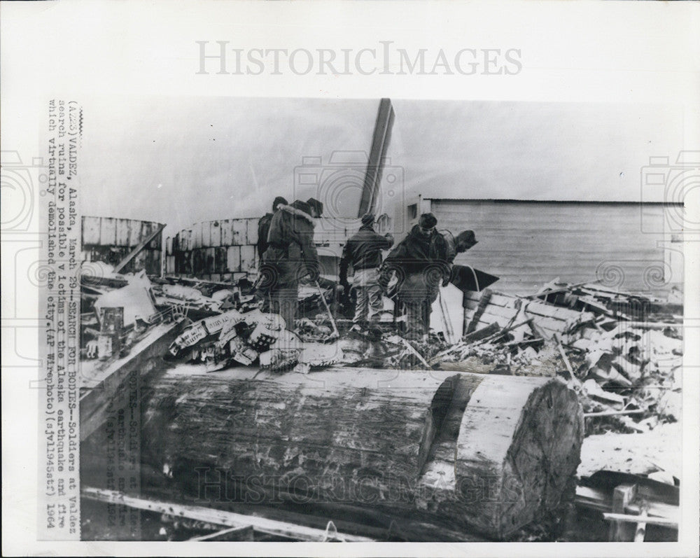 1964 Press Photo results of 1964 earthquakes in Alaska - Historic Images