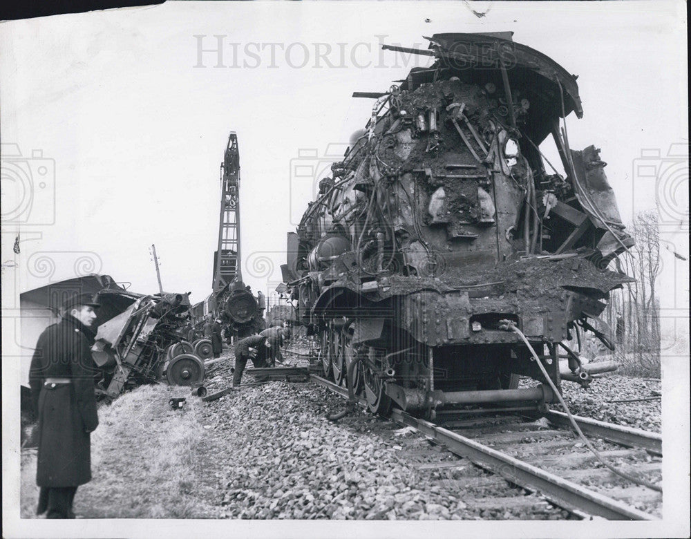 1954 Press Photo
Train Collision
Wallersdorf, Bavaria
Germany - Historic Images