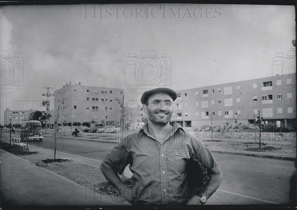 1972 Press Photo Vilyan Nauchitel Lithuania Refugee Israel - Historic Images