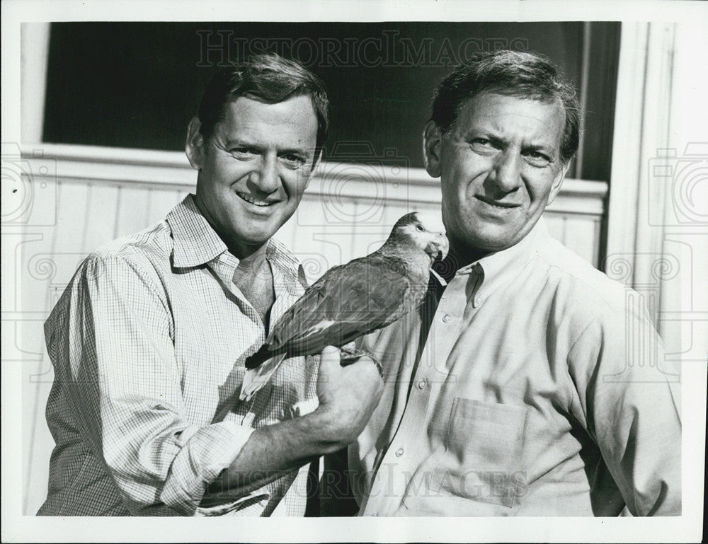 1971 Press Photo Tony Randall &amp; Jack Klugman in &quot;The Odd Couple&quot; on ABC - Historic Images