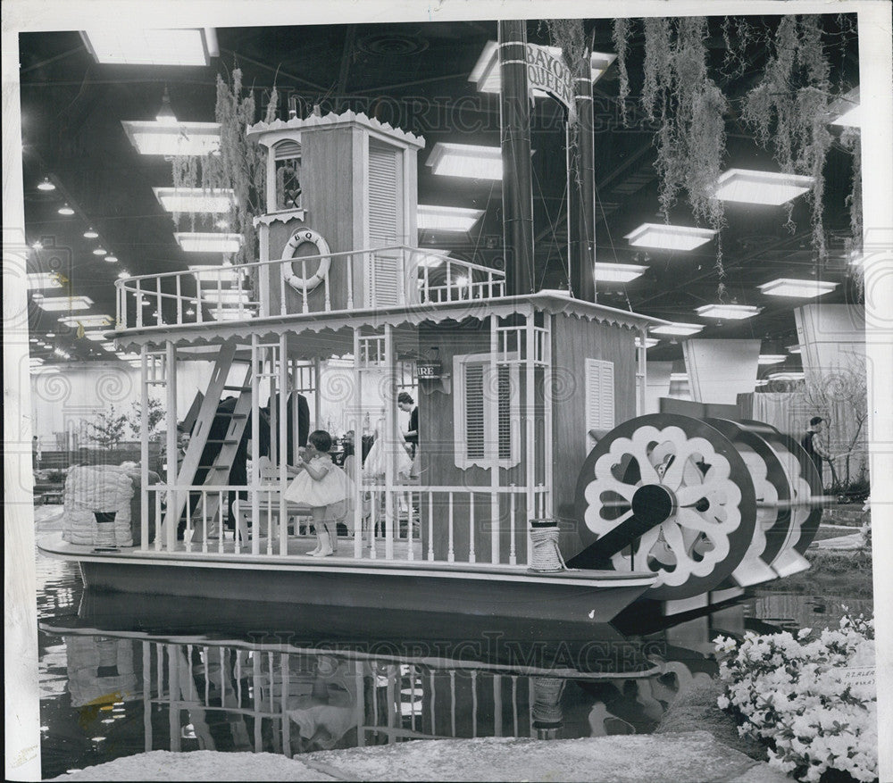 1963 Press Photo Chicago World Flower and Garden Show - Historic Images