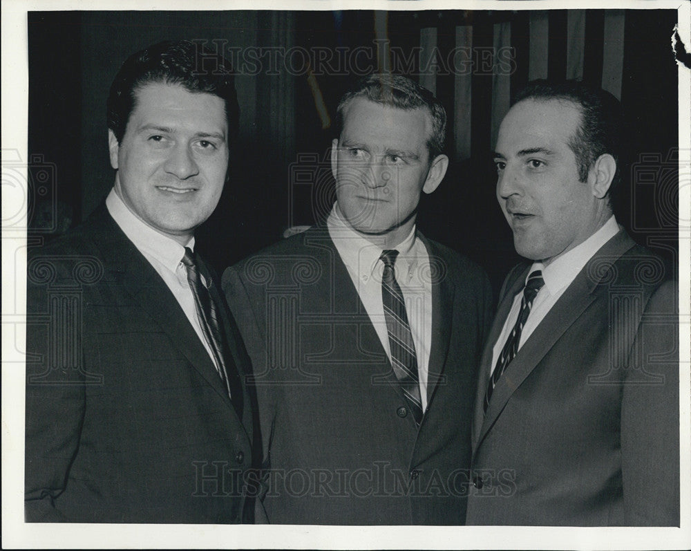 1965 Press Photo Frank Campanella Charge With Insurance Fraud - Historic Images