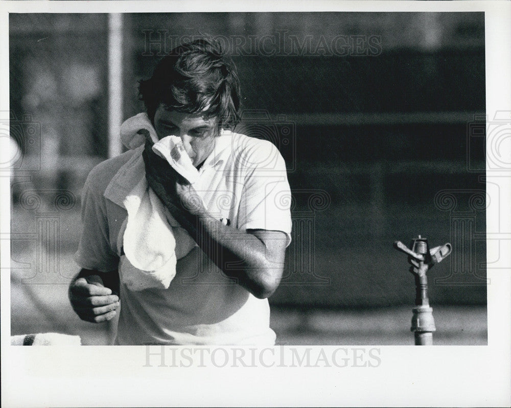 Undated Press Photo Peter burwash - Historic Images