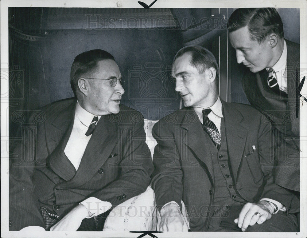 1940 Press Photo Walter Briggs, Del Baker, Spike Briggs Detroit Tigers - Historic Images