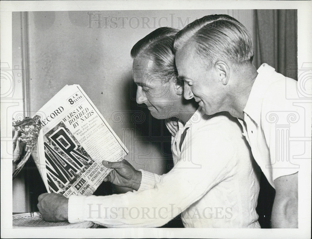 1939 Press Photo Adrian Quist  and Captain Harry Hopman of the AU Davis cup team - Historic Images