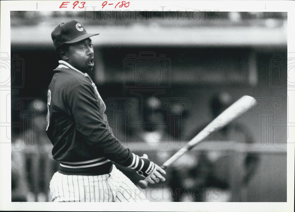 1985 Press Photo Gary Matthews Chicago Cubs Baseball Home Run Contest Batting - Historic Images