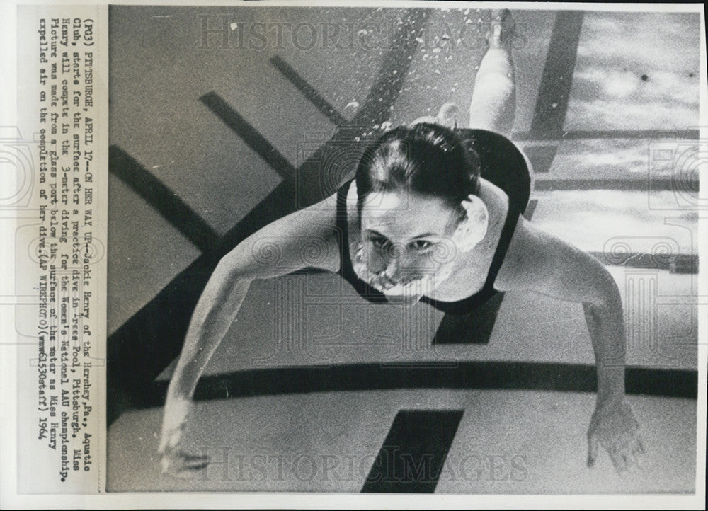 1964 Press Photo Jackie Henry, 3-Meter Diving, Women&#39;s National AAU Championship - Historic Images