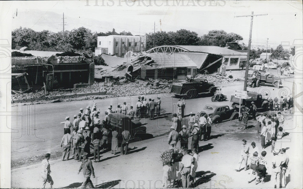 1952 Press Photo Earthquake-wrecked business section of Tehachapi, California - Historic Images