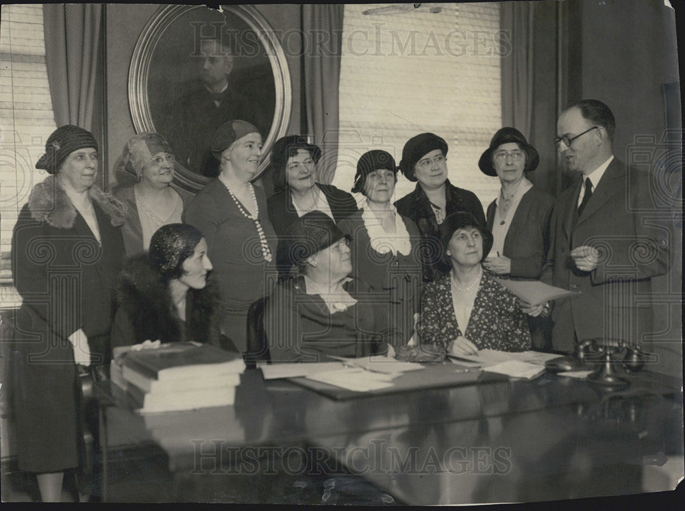 1931 Press Photo Executive Committee for Women's Day Celebration - Historic Images