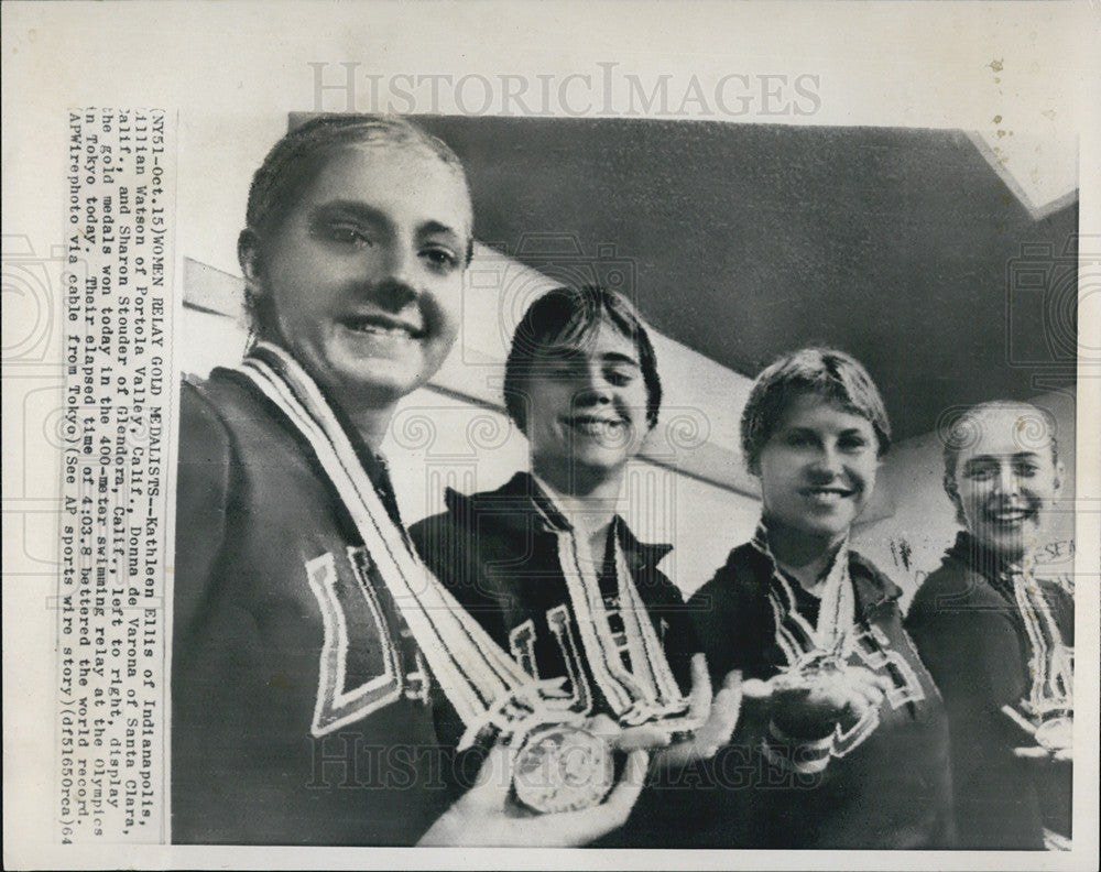 1964 Press Photo Women Relay Gold Medalists in the 400 M Swim Relay - Historic Images