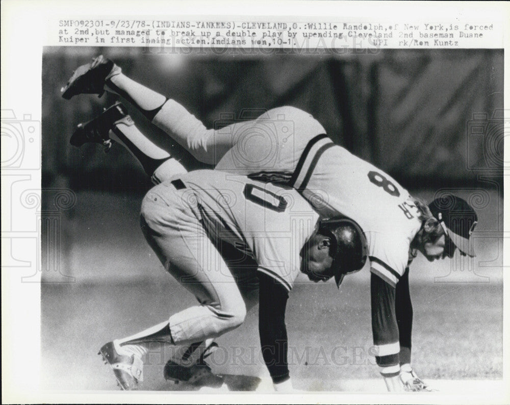 1978 Press Photo Willie Randolph of New York and Duane Kuiper of Cleveland - Historic Images