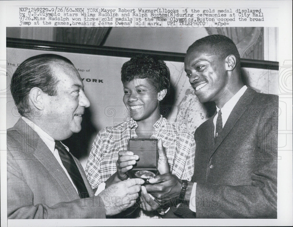 1960 Press Photo Mayor Robert Wagner w/ Wilma Rudoplh &amp; Ralph Boston Gold Medal - Historic Images