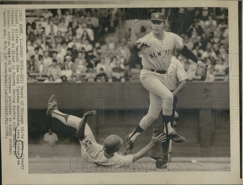 1974 Press Photo Bill Sharp, Chicago White Sox &amp; Gene Michael, New York Yankees - Historic Images