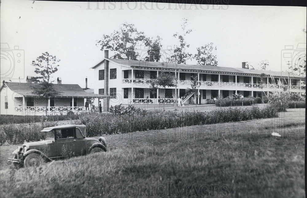 Undated Press Photo Prison Farm at the Federal Prison at Atlanta Georgia, 1940&#39;s era. - Historic Images