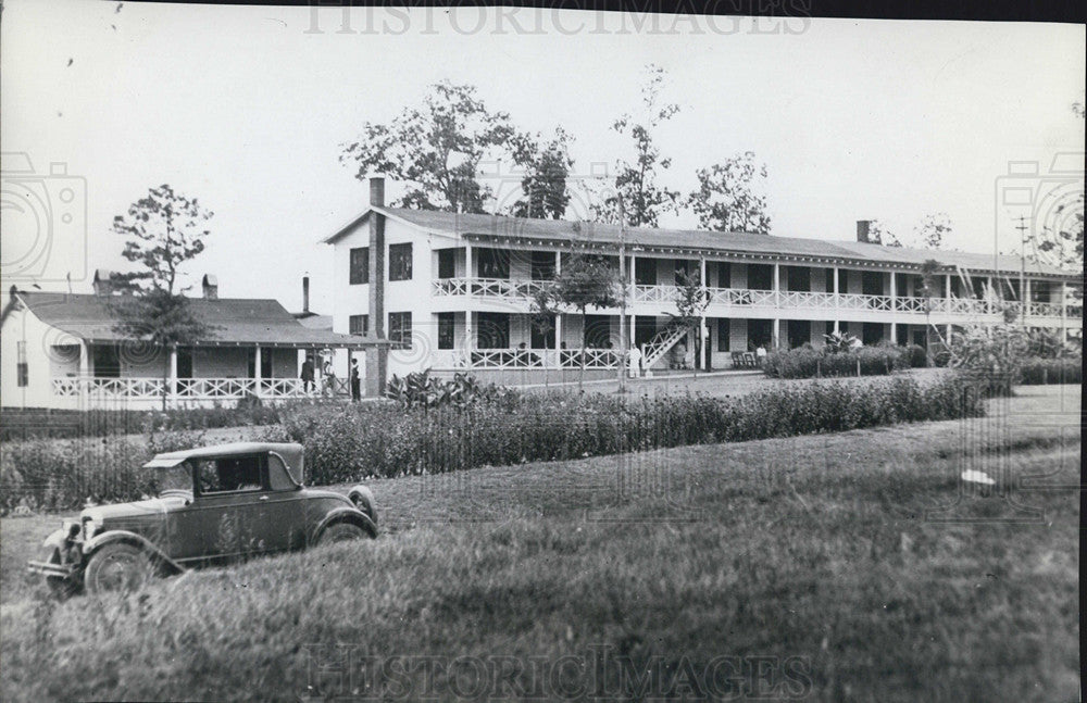 Undated Press Photo Prison Farm at the Federal Prison at Atlanta Georgia, 1940's era. - Historic Images