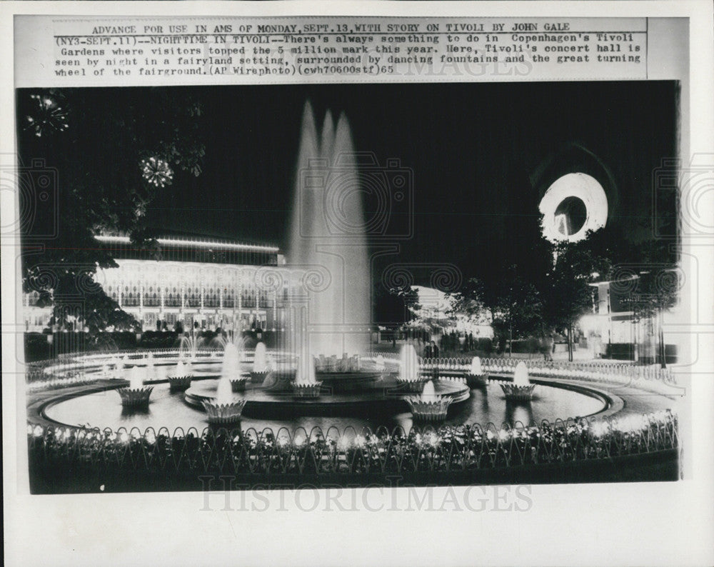 1965 Press Photo Nighttime in Copenhagen's Tivoli Garden's. - Historic Images