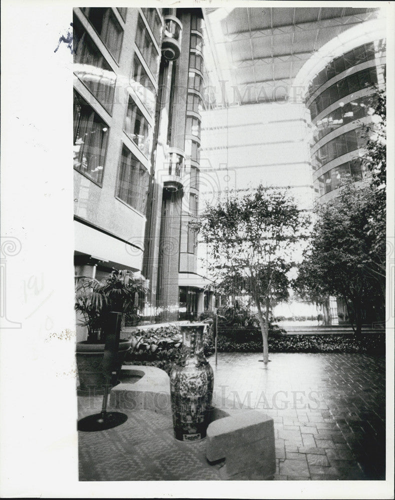 1984 Press Photo hotel - Historic Images
