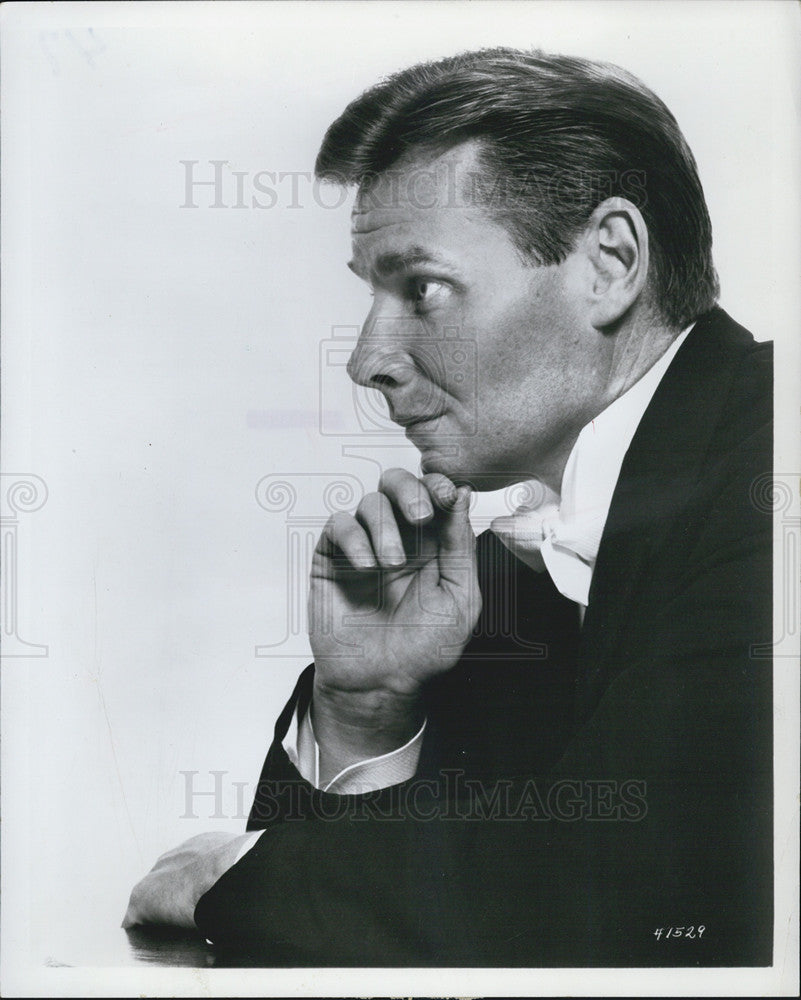 1967 Press Photo Conductor Robert Shaw Profile Picture Chicago Orchestra Hall - Historic Images