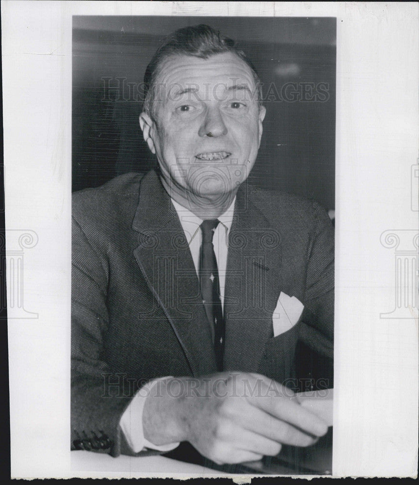 1960 Press Photo Livingston Merchanr Under Secy State Political Affairs Testifs - Historic Images