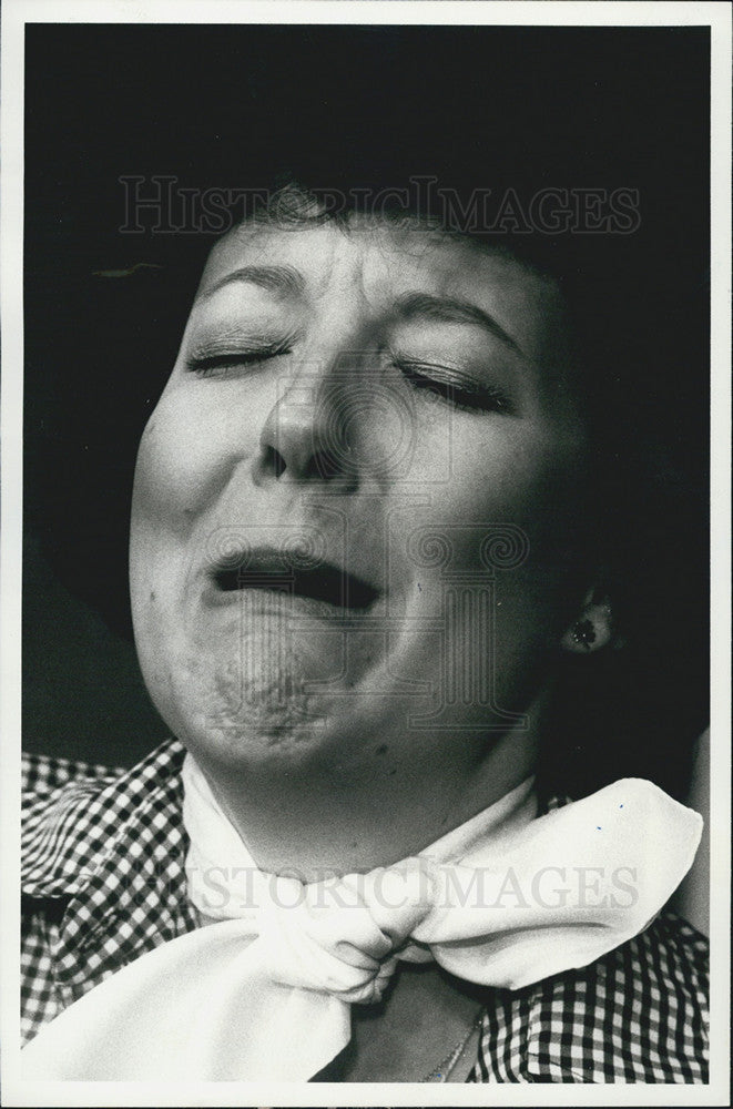 1977 Press Photo Miriam Flynn in &quot;Upstage, Downstage&quot; - Historic Images