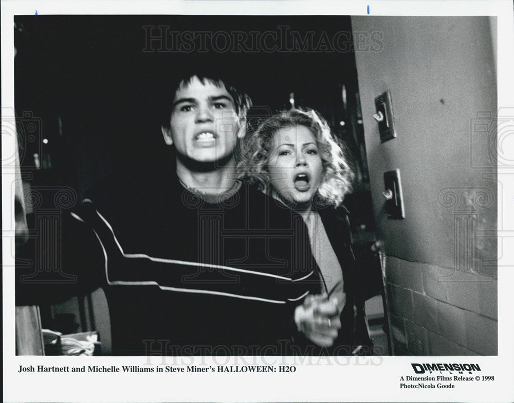 1998 Press Photo Michelle Williams &amp; Josh Hartnett Star In Halloween H2O - Historic Images