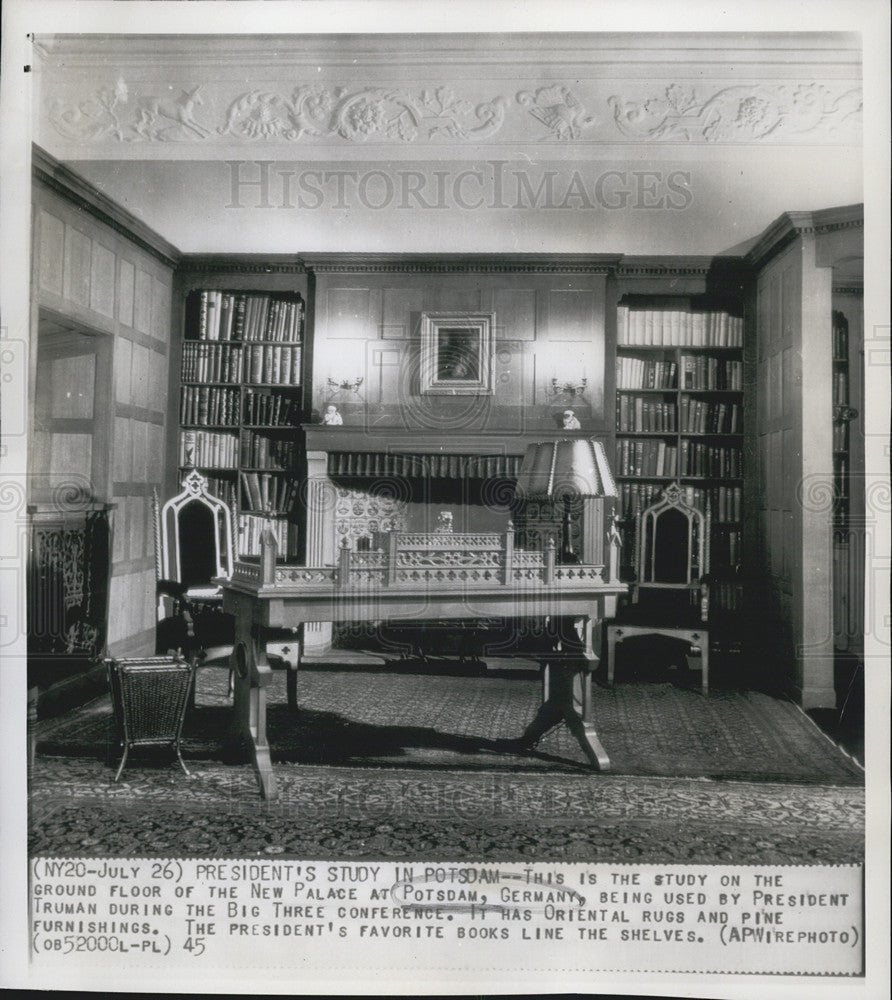 1945 Press Photo President Truman&#39;s Study In Potsdam, Germany - Historic Images