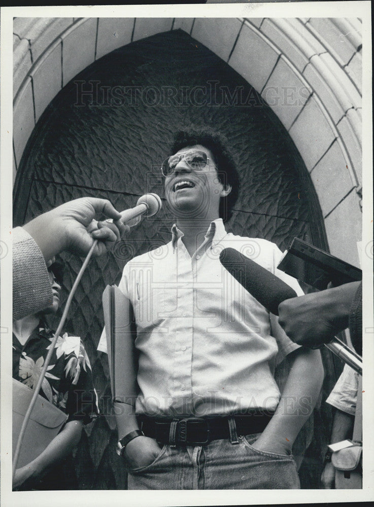 1987 Press Photo Secundino Ramirez Holy Name Cathedral Refugees Fast Immigration - Historic Images