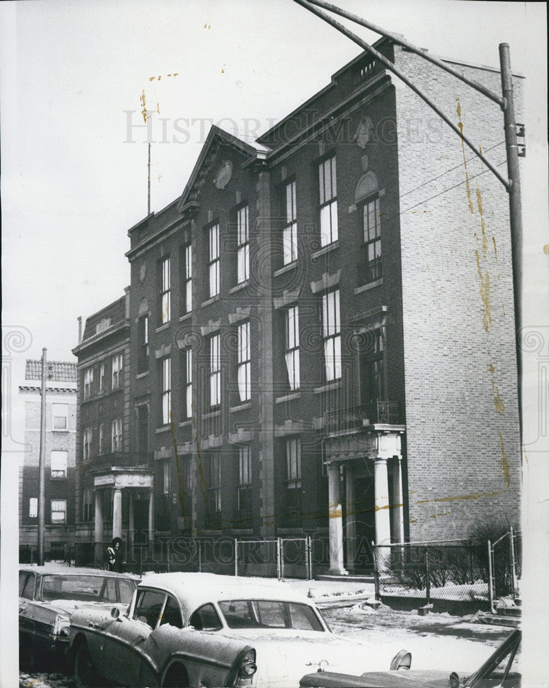 1968 Press Photo Harvard St. George School - Historic Images