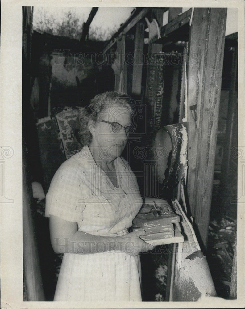 Press Photo Mrs. H. T. Shurley, a nurse - Historic Images