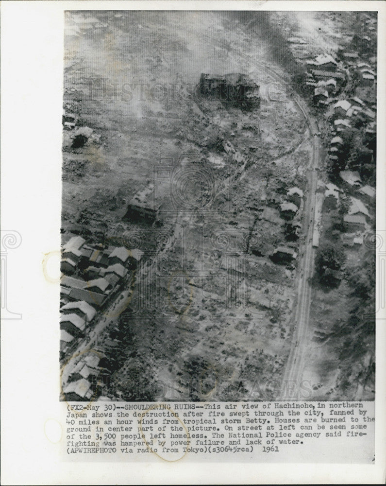 1961 Press Photo Tropical Storm Betty Fire Hachinobe Japan - Historic Images