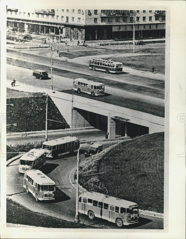 1964 Press Photo Mass transportation for commuters in Moscow - Historic Images