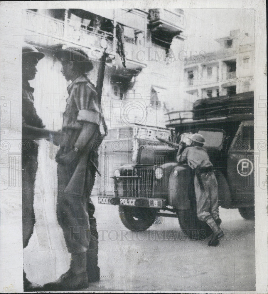 1956 Press Photo Police Watching Out for Mobsters - Historic Images