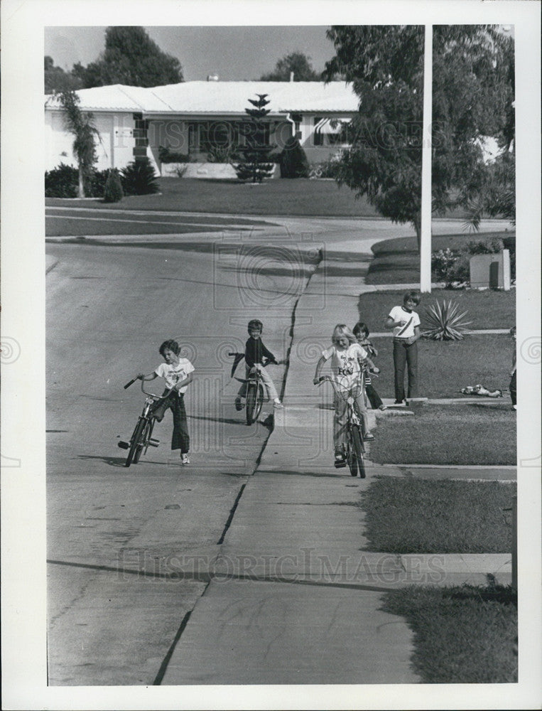 1976 Press Photo Pasco County Subdivision, New Port Richey - Historic Images